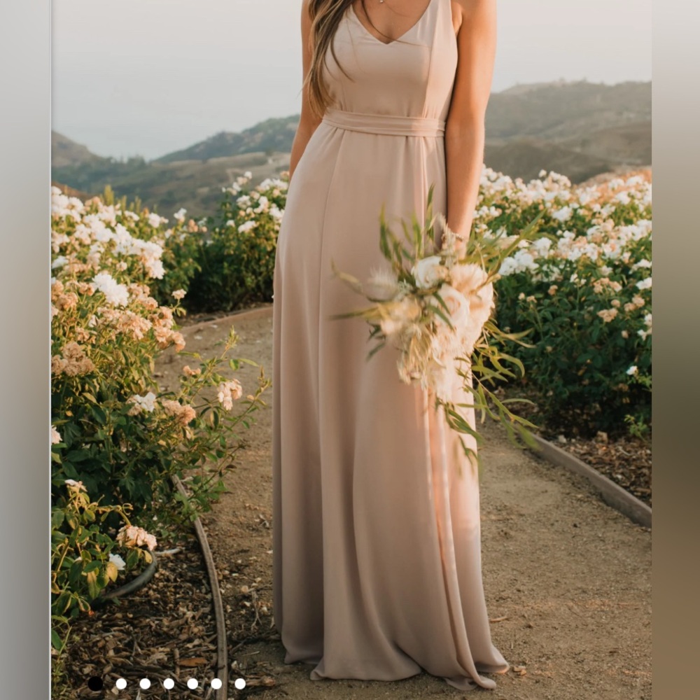 Jenn Maxi Dress/ color Show me the Ring Crisp